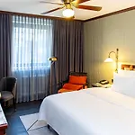 Mercure Frankfurt Airport 호텔