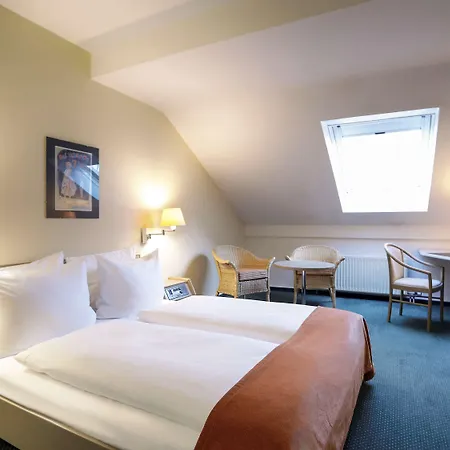 Mercure Frankfurt Airport 4*