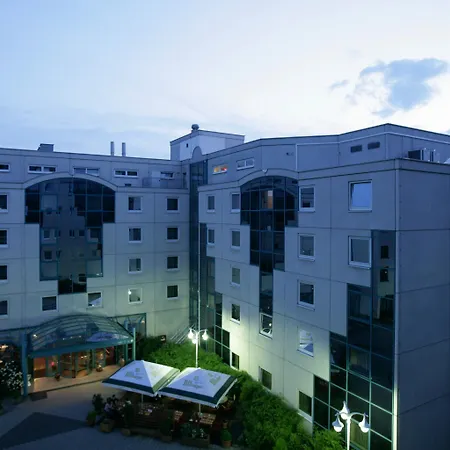 Hotel Mercure Frankfurt Airport 4*
