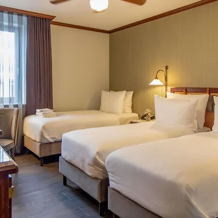 Hotel Mercure Frankfurt Airport 4*