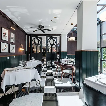 Mercure Frankfurt Airport 4*