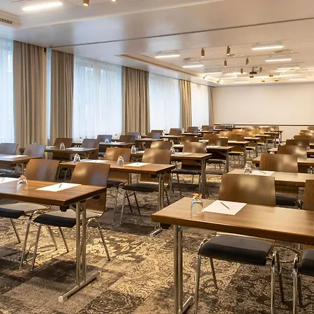 Mercure Frankfurt Airport 兰根