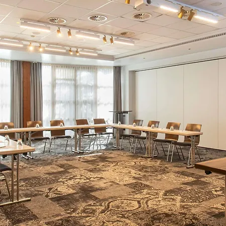 Mercure Frankfurt Airport 4*