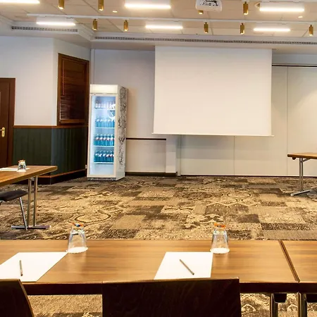 Mercure Frankfurt Airport Hotel 4*
