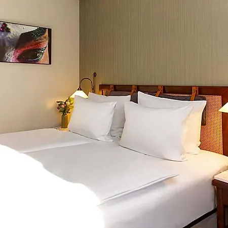 فندق Mercure Frankfurt Airport 4*