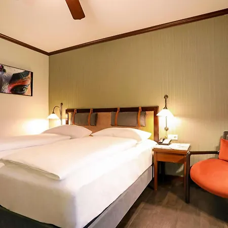 Mercure Frankfurt Airport 4*