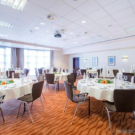 Mercure Frankfurt Airport 兰根