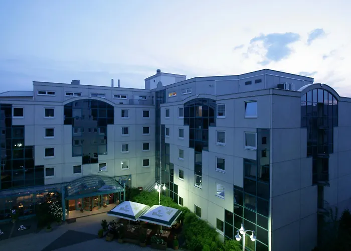 Hotel Mercure Frankfurt Airport 4*