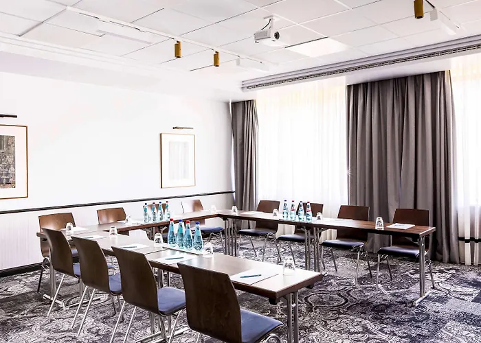 Mercure Frankfurt Airport 4*