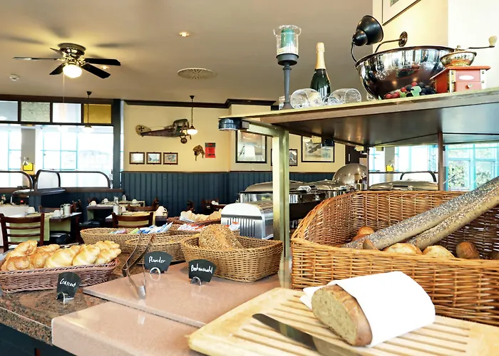 Mercure Frankfurt Airport 4*