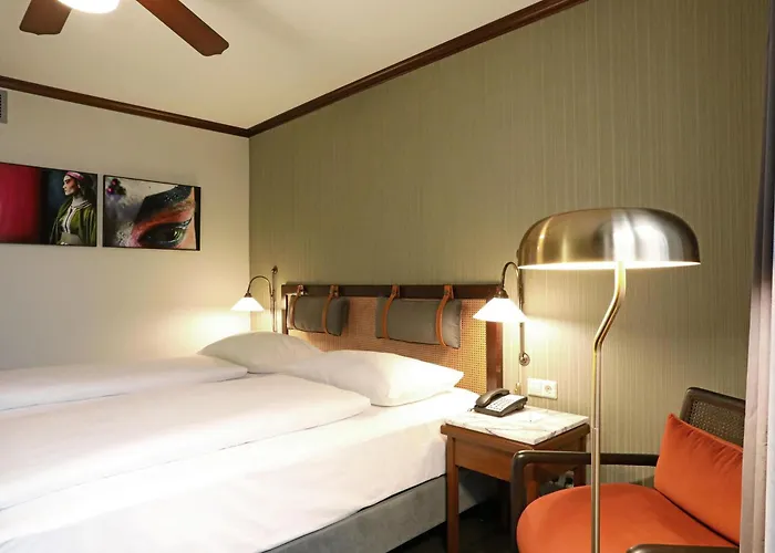 Hotel Mercure Frankfurt Airport 4*